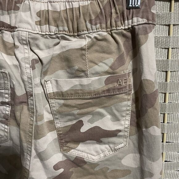 American Eagle Jogger Jeans Size 0R Beige Camo Denim Drawstring Zip Ankles - Picture 5 of 10